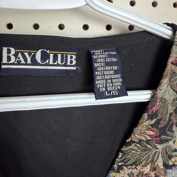 Vintage Floral Tapestry Vest - black on back - Picture 3 of 6